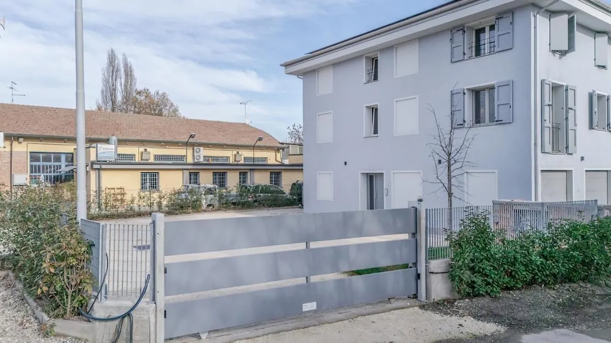 Bellaria Palace - In The Hearth Of Motor Valley Modena Apartment