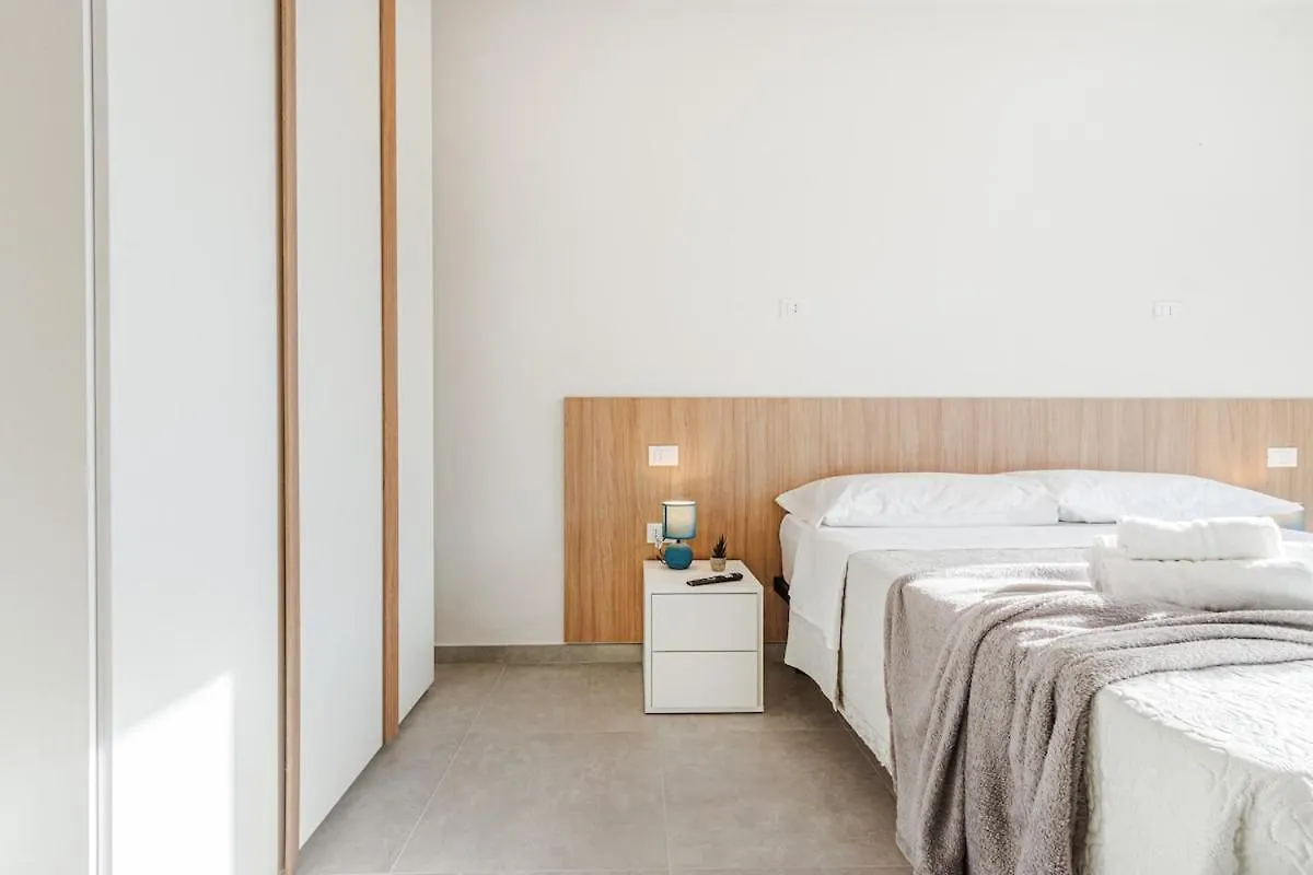 Apartment Bellaria Palace - In The Hearth Of Motor Valley Modena Italy
